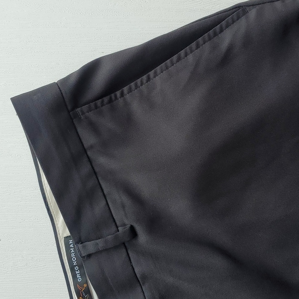Greg Norman Black Classic Flat Front Golf Shorts 40 - Picture 5 of 7